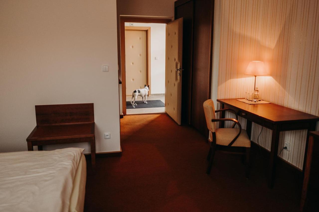 Golf Hotel Austerlitz Eksteriør billede