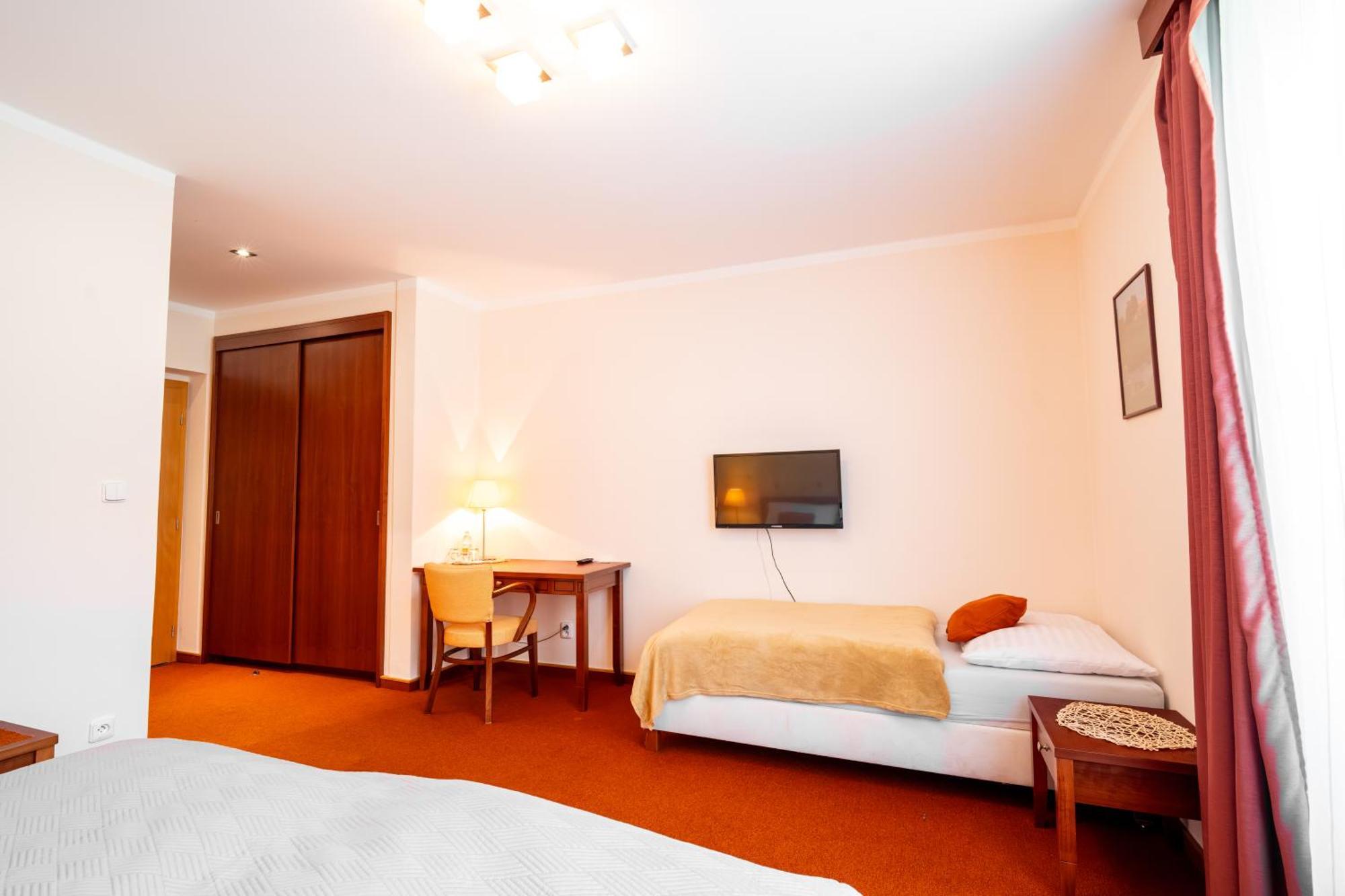 Golf Hotel Austerlitz Eksteriør billede