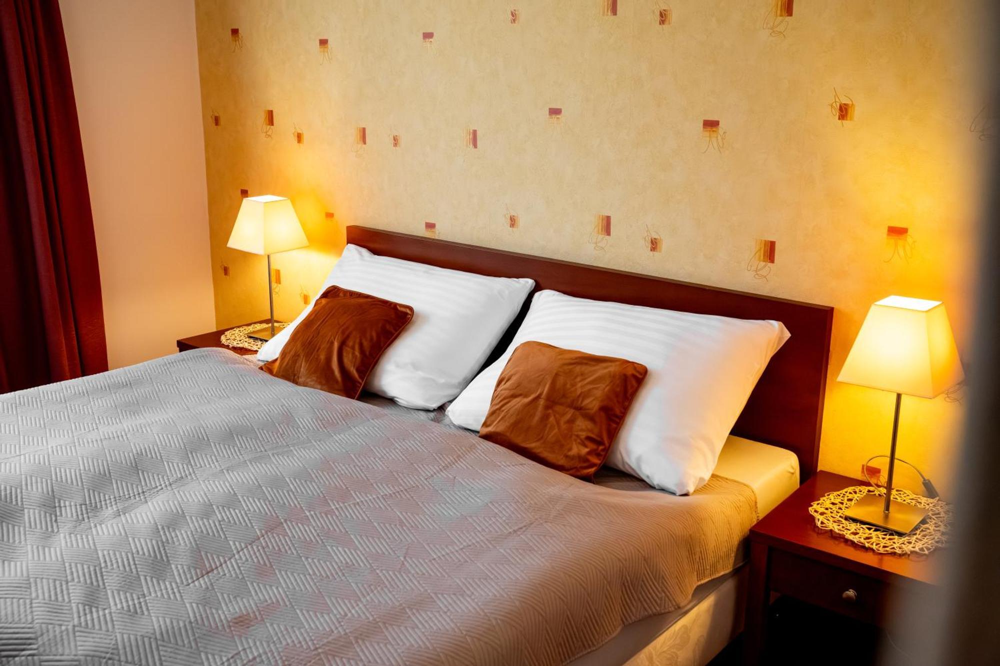 Golf Hotel Austerlitz Eksteriør billede